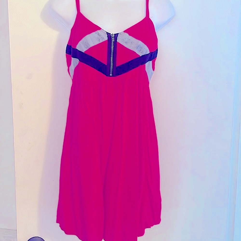 - Pink Roxy Y2k mini hot magenta sun dress size small